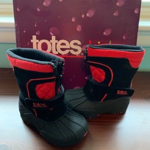 Totes toddler boy boots
